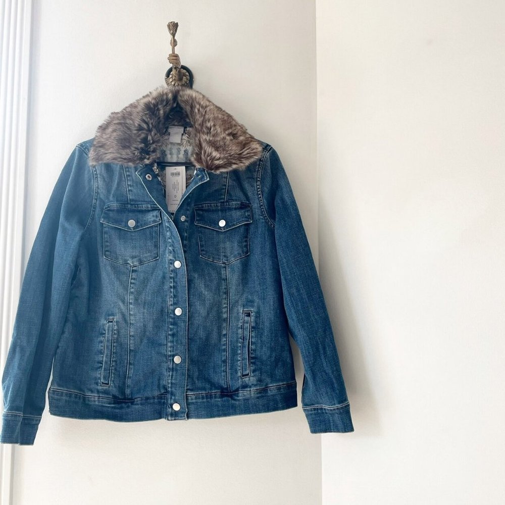 • New! Chico’s Denim Fur Collar Jacket •